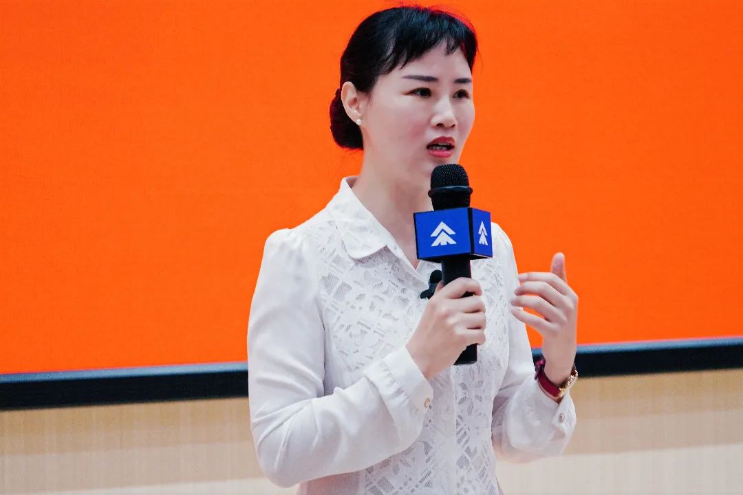 “党旗领航新业态 携手共创新未来”——惠州市社会组织党组织轮值暨党员“政治生日”系列活动(6月份)成功举办(图5) 6.jpg