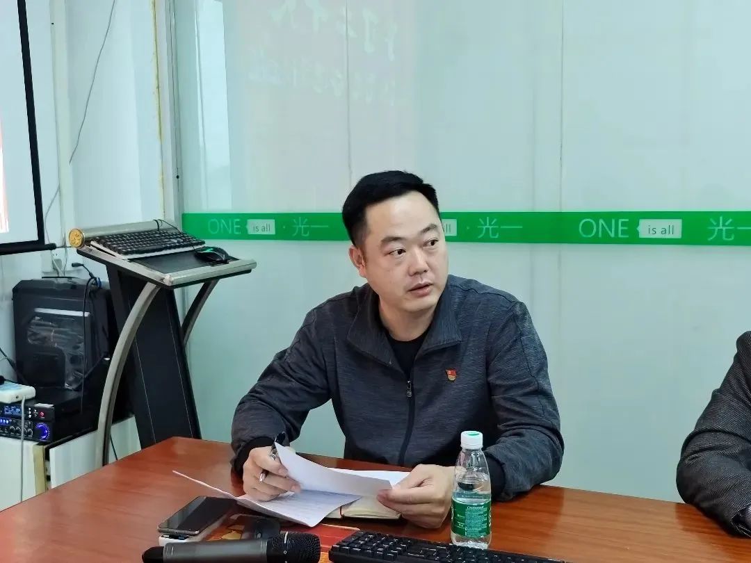 学习贯彻党的二十大精神丨惠州市跨境电子商务行业协会党支部深入学习二十大,永远跟党走,奋进新征程(图3) 微信图片_20220822163259.jpg