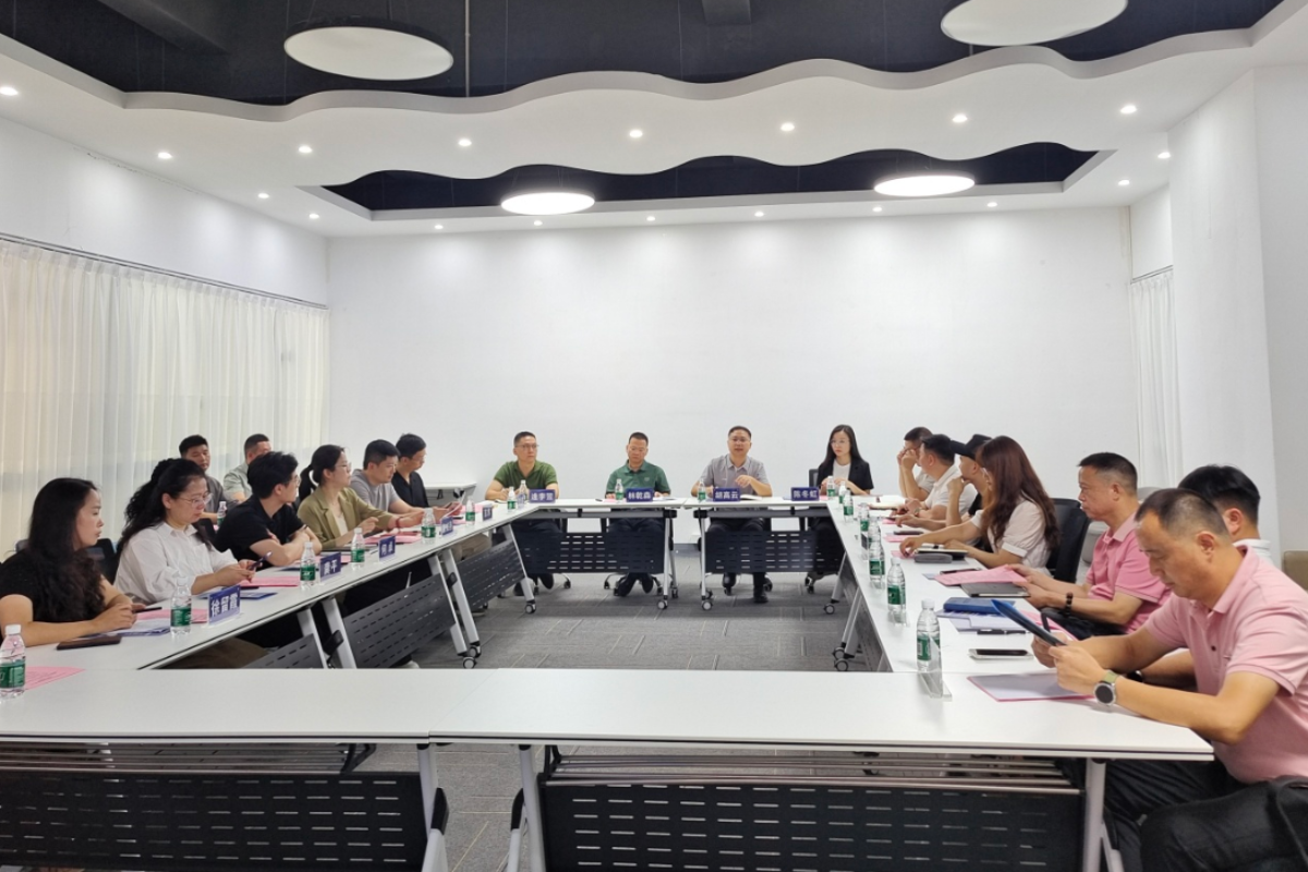 省商务厅调研组赴惠州开展跨境电商专题调研(图2) 省商务厅调研组赴惠州开展跨境电商专题调研(图2)